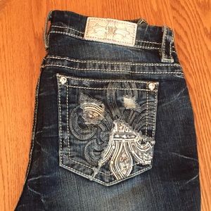 Miss me/ easy straight size 31